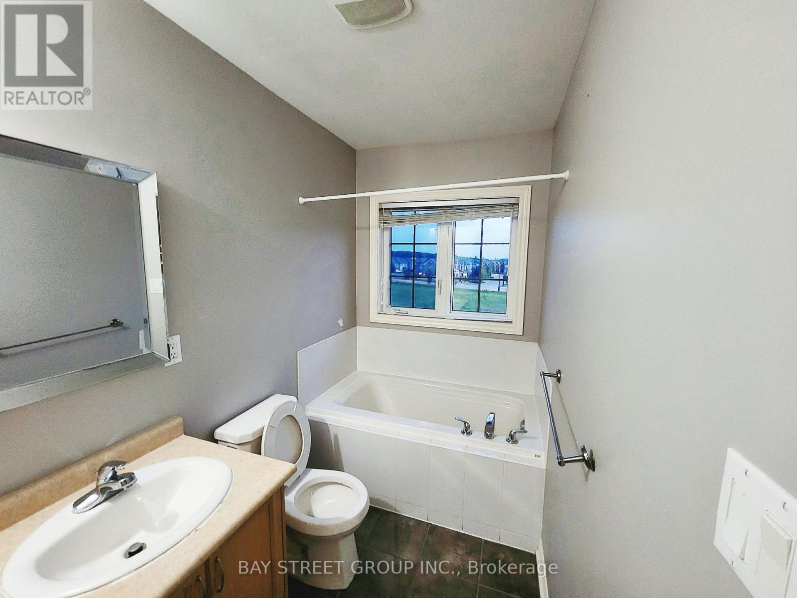 93 Alexie Way, Vaughan, Ontario  L4H 3V3 - Photo 9 - N13182550