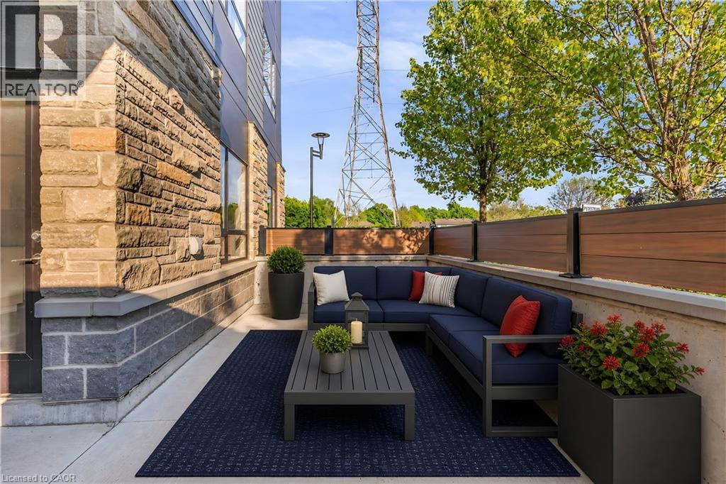 251 Northfield Drive E Unit# 102, Waterloo, Ontario N2K 0G9 - Photo 3 - 40833871