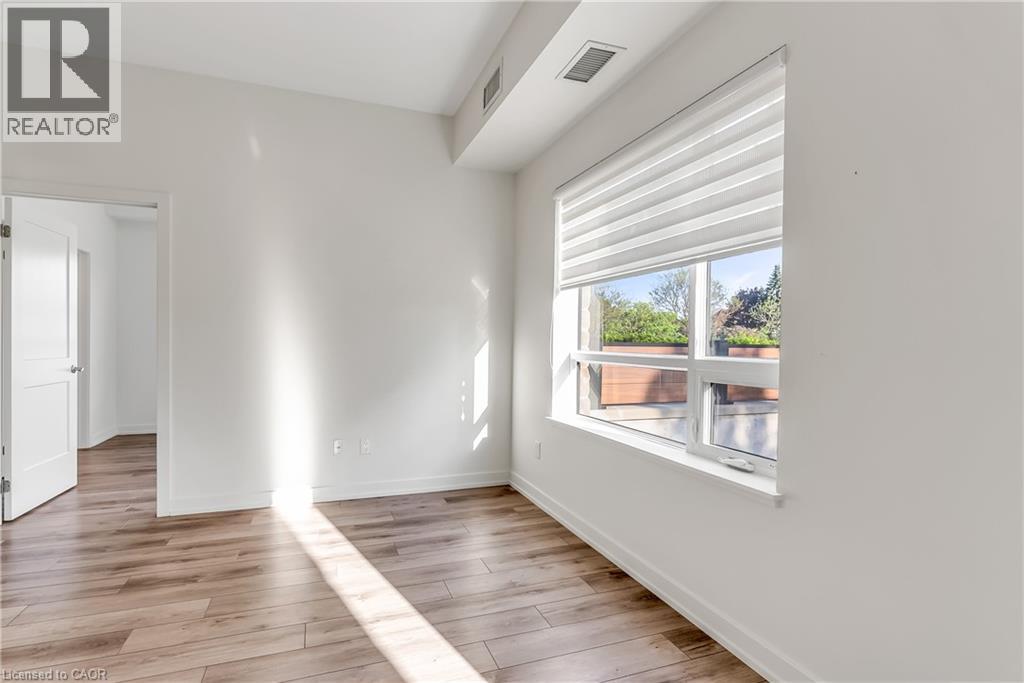 251 Northfield Drive E Unit# 102, Waterloo, Ontario N2K 0G9 - Photo 30 - 40833871