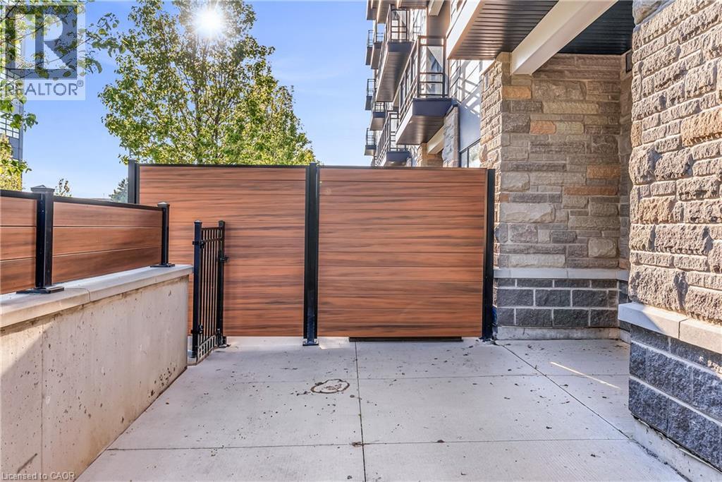 251 Northfield Drive E Unit# 102, Waterloo, Ontario N2K 0G9 - Photo 4 - 40833871