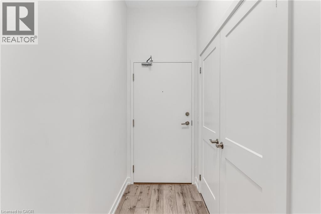 251 Northfield Drive E Unit# 102, Waterloo, Ontario N2K 0G9 - Photo 7 - 40833871