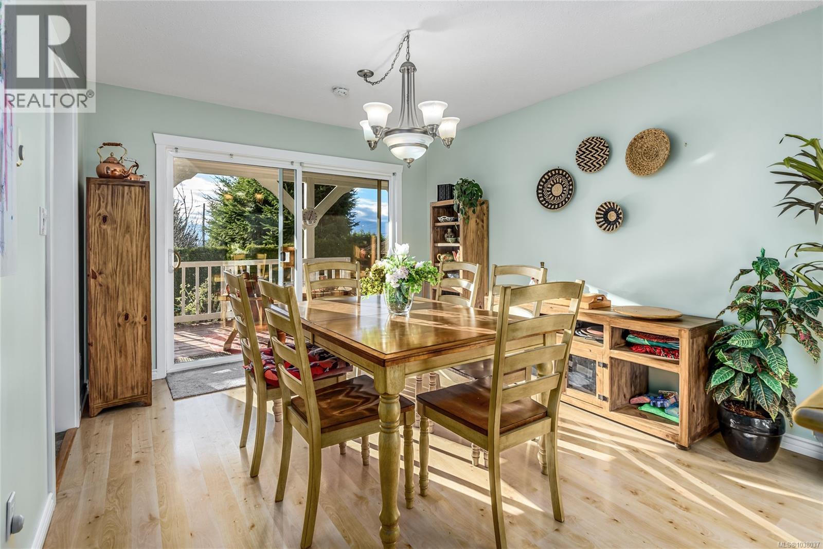 675 Evergreen Ave, Courtenay, British Columbia  V9N 6Y1 - Photo 4 - 1038037
