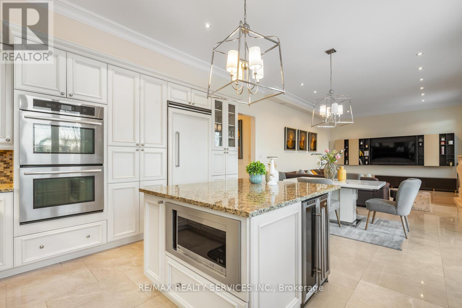 9 Interlacken Drive, Brampton, Ontario  L6X 0Y1 - Photo 17 - W13182546