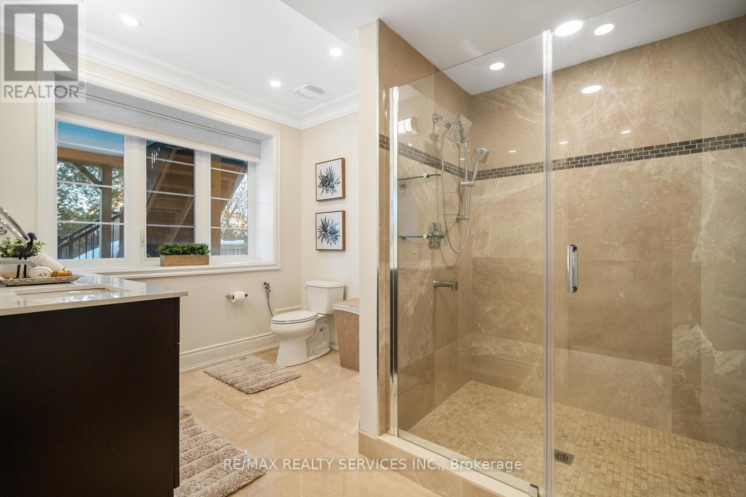 9 Interlacken Drive, Brampton, Ontario  L6X 0Y1 - Photo 40 - W13182546