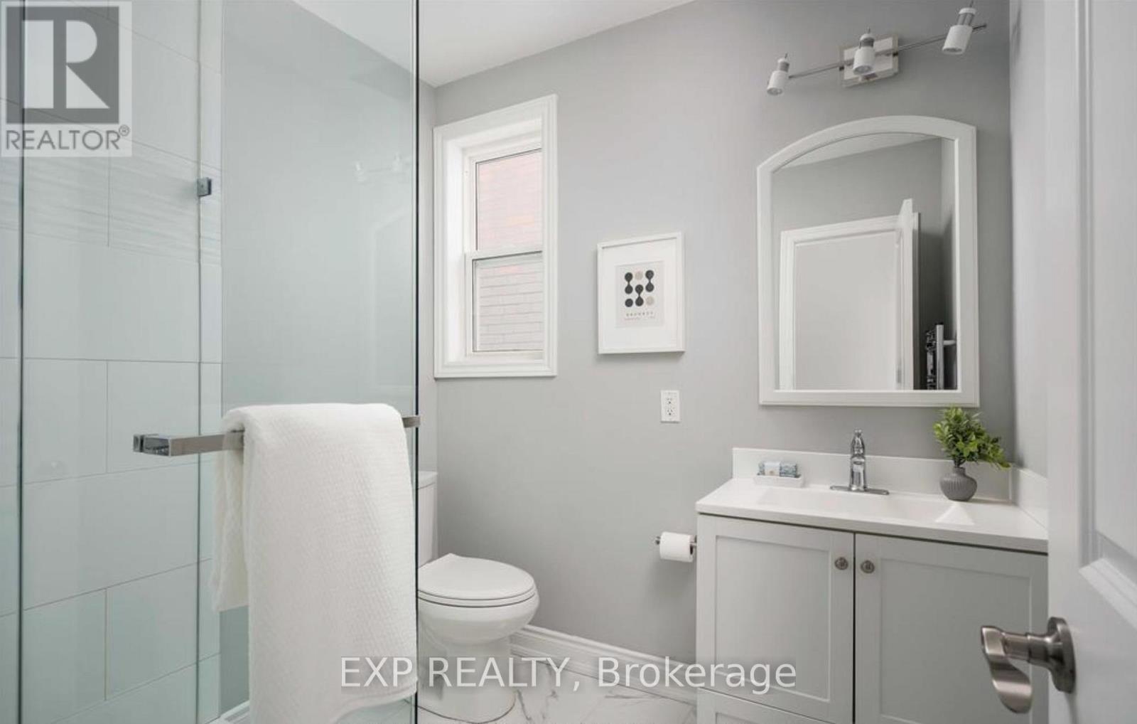 8 Springhurst Avenue, Toronto, Ontario  M6K 1A9 - Photo 15 - W13182636