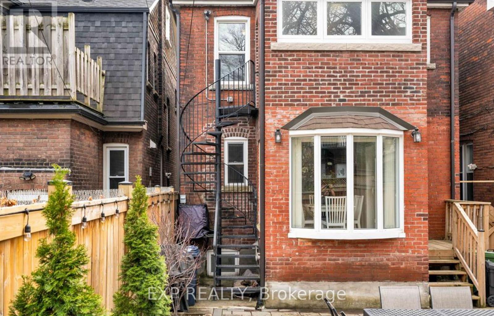 8 Springhurst Avenue, Toronto, Ontario  M6K 1A9 - Photo 24 - W13182636