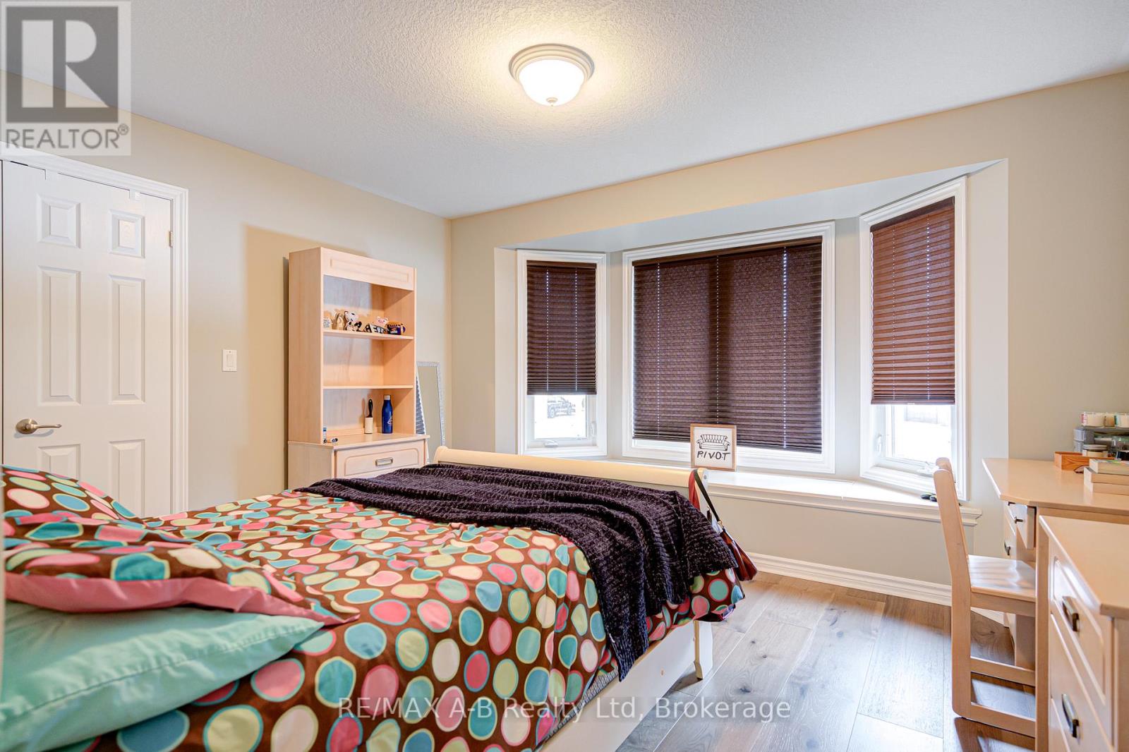 194 Station Road, Perth South, Ontario  N0K 1X0 - Photo 22 - X12913164