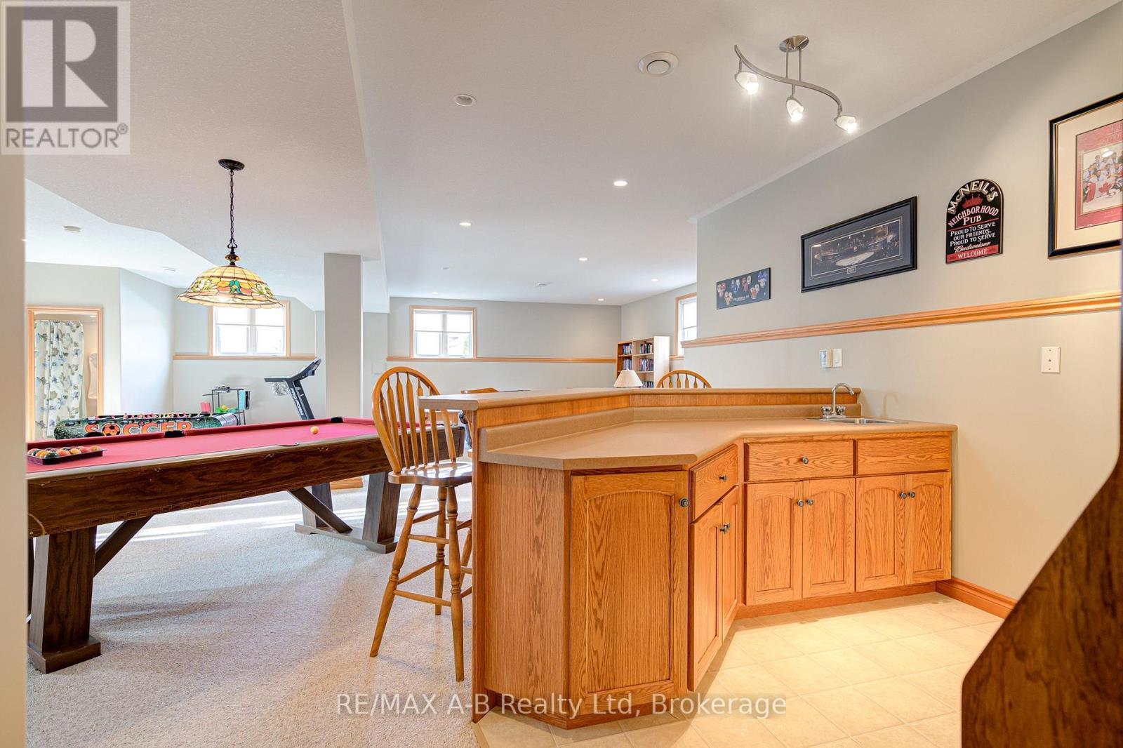 194 Station Road, Perth South, Ontario  N0K 1X0 - Photo 33 - X12913164