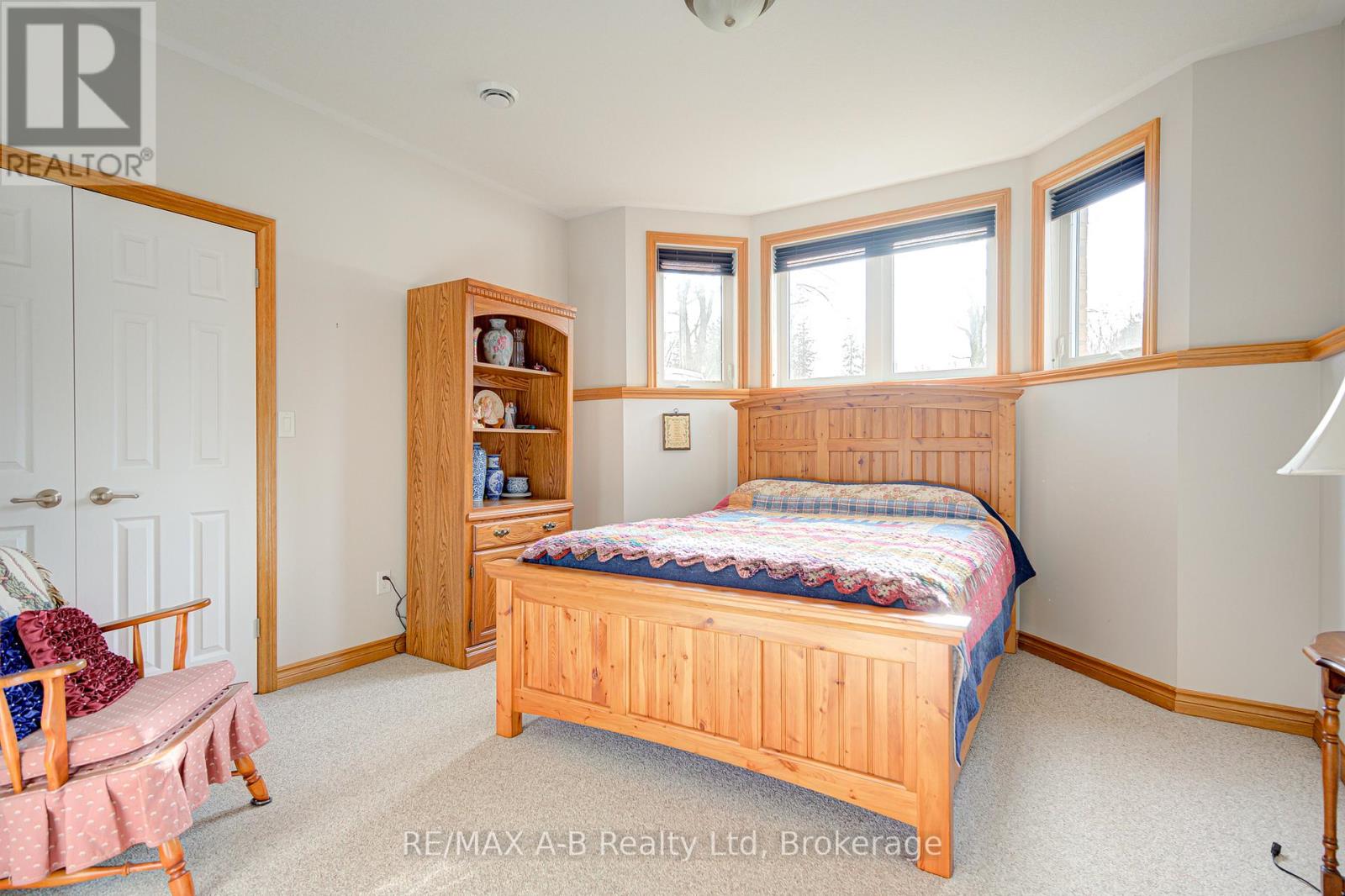 194 Station Road, Perth South, Ontario  N0K 1X0 - Photo 35 - X12913164
