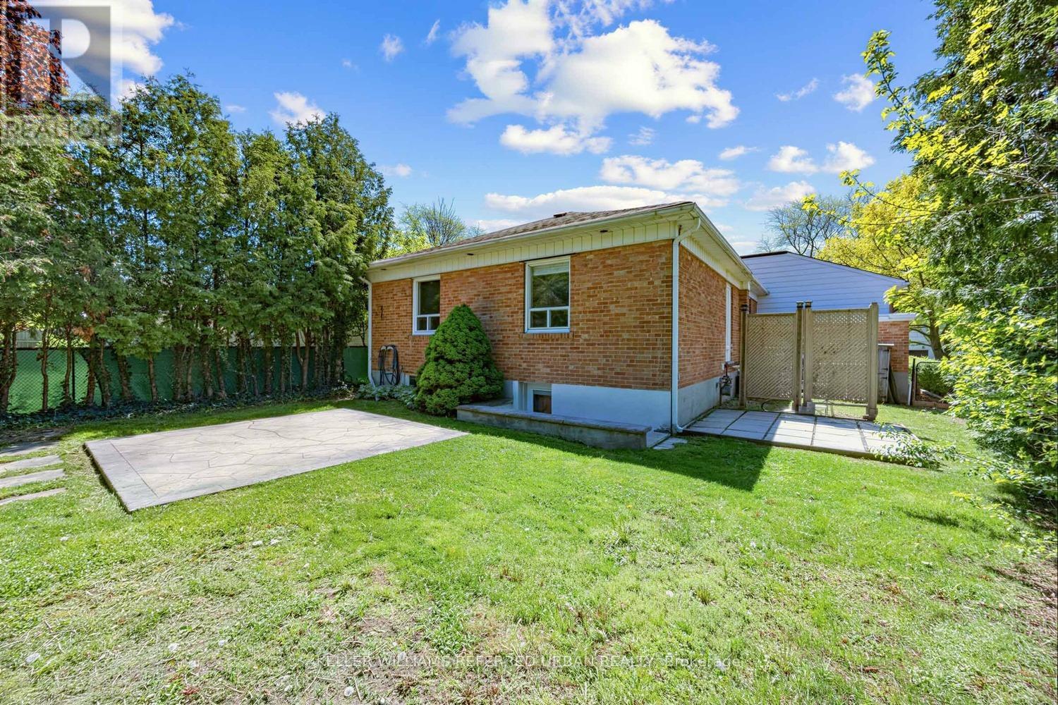202 Park Home Avenue, Toronto, Ontario  M2R 1A2 - Photo 36 - C13019900