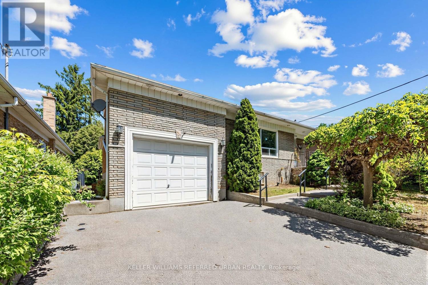 202 Park Home Avenue, Toronto, Ontario  M2R 1A2 - Photo 41 - C13019900