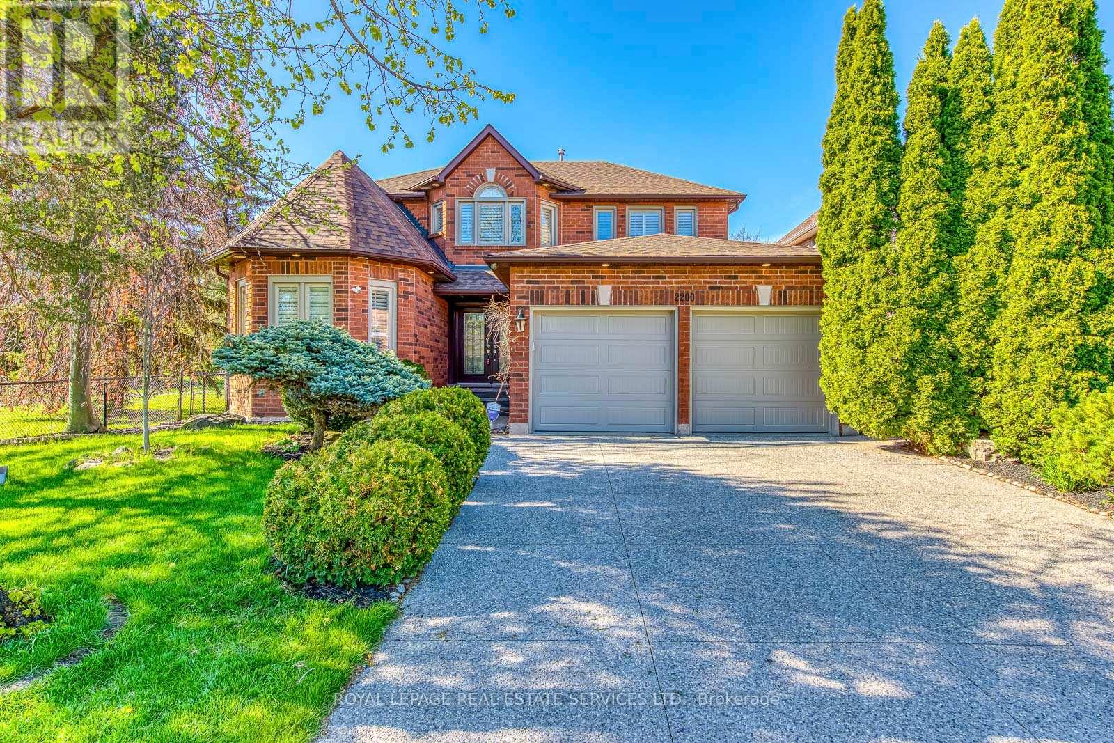 2200 Brays Lane, Oakville, Ontario  L6M 3J7 - Photo 4 - W13131872