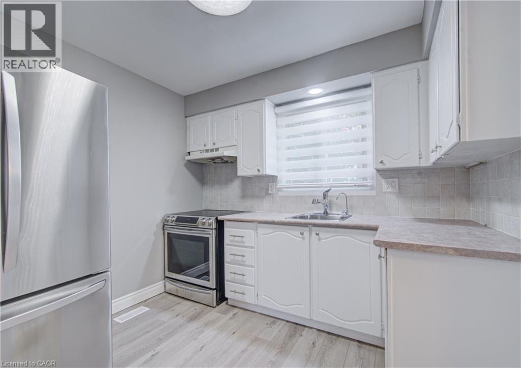 150 Gateshead Crescent Unit# 17, Stoney Creek, Ontario  L9G 4A7 - Photo 12 - 40833590