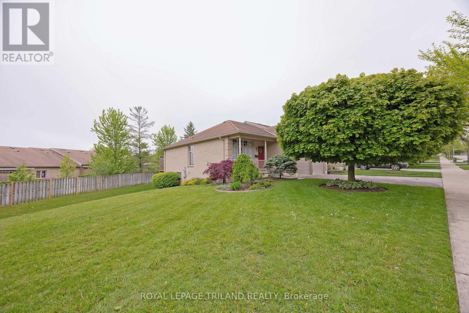 1 - 9 Cadeau Terrace, London South, Ontario  N6K 4T5 - Photo 2 - X13182688