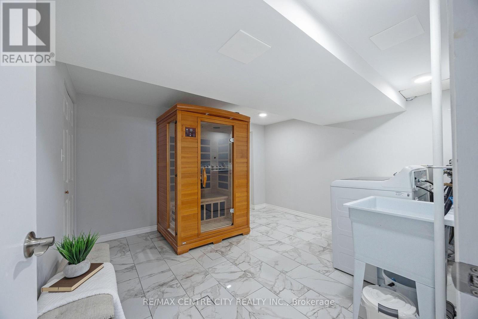 309 Panorama Crescent, London South, Ontario  N5Z 3H2 - Photo 20 - X13182820