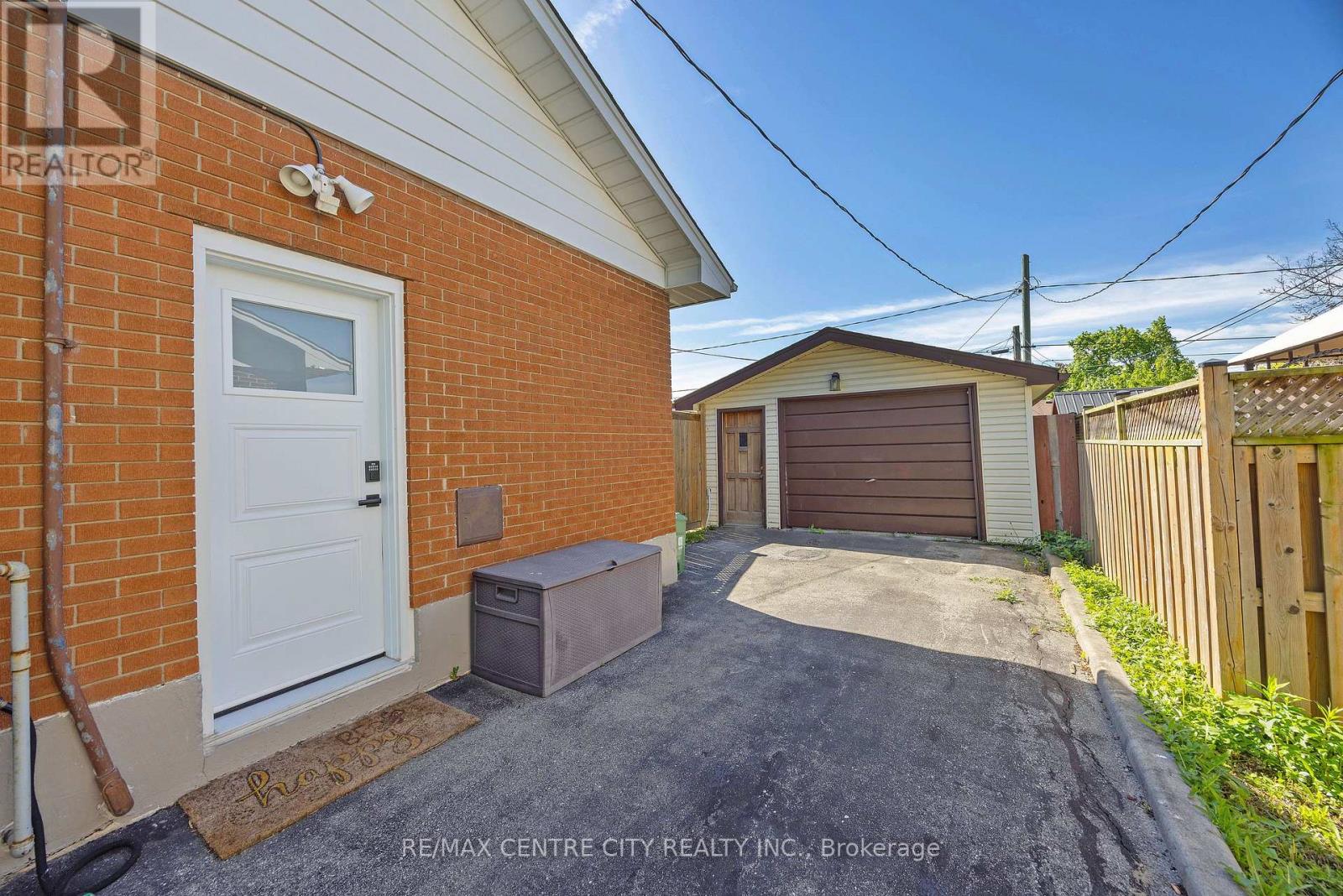 309 Panorama Crescent, London South, Ontario  N5Z 3H2 - Photo 35 - X13182820