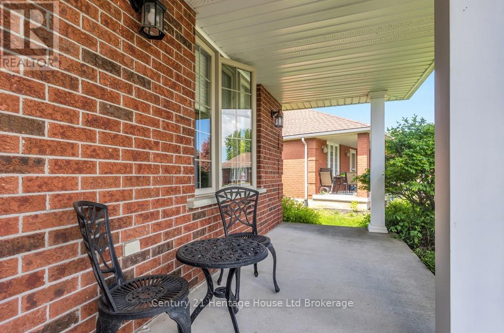 21 St Michaels Street, Norfolk, Ontario  N4B 3C8 - Photo 3 - X12787250