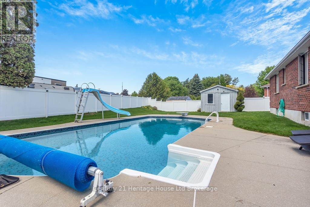 21 St Michaels Street, Norfolk, Ontario  N4B 3C8 - Photo 32 - X12787250