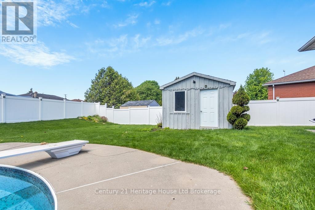 21 St Michaels Street, Norfolk, Ontario  N4B 3C8 - Photo 35 - X12787250