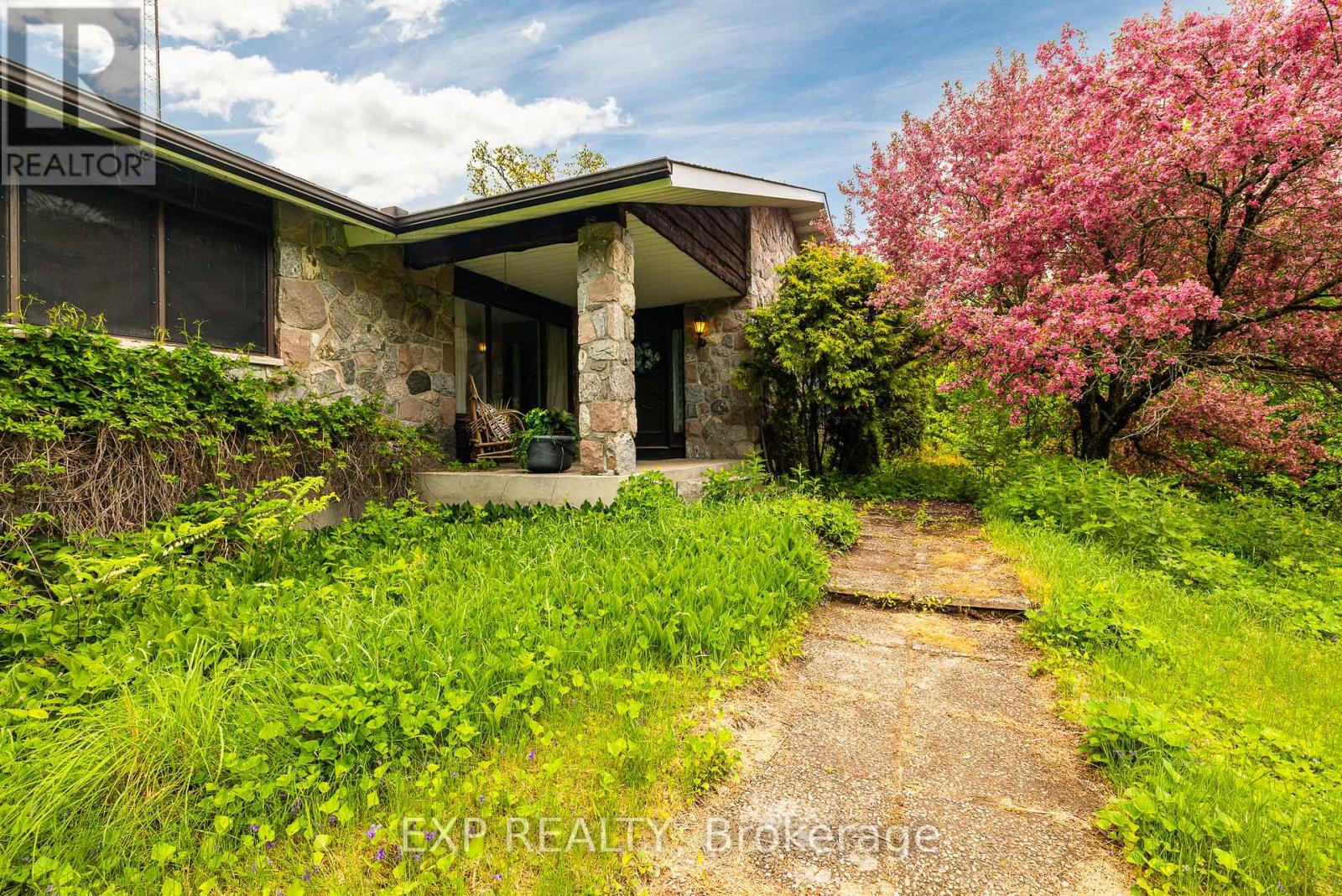 4958 Carp Road, Ottawa, Ontario  K0A 2H0 - Photo 3 - X13182698