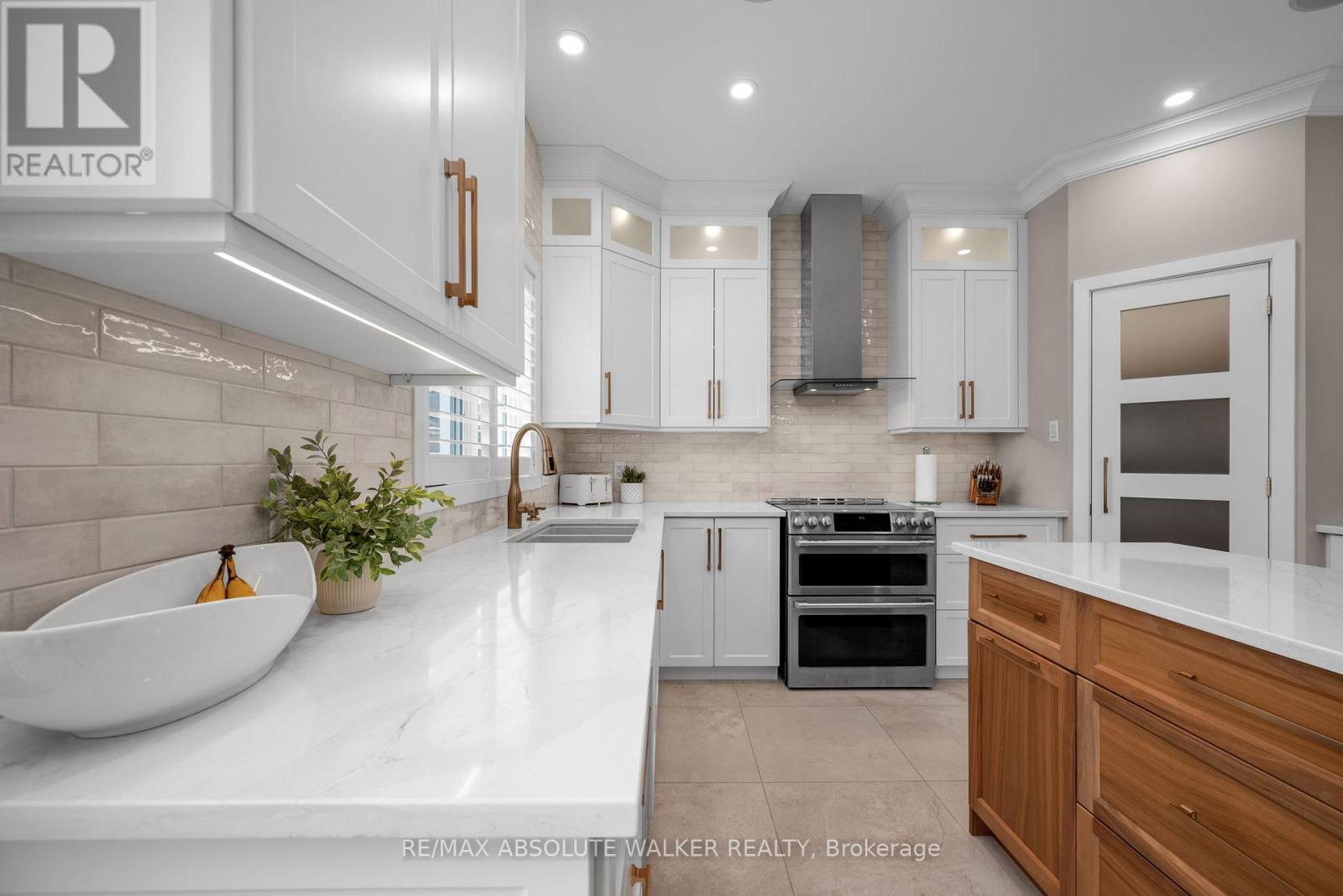 245 Lucinda Crescent, Ottawa, Ontario  K1W 0A1 - Photo 18 - X13182846