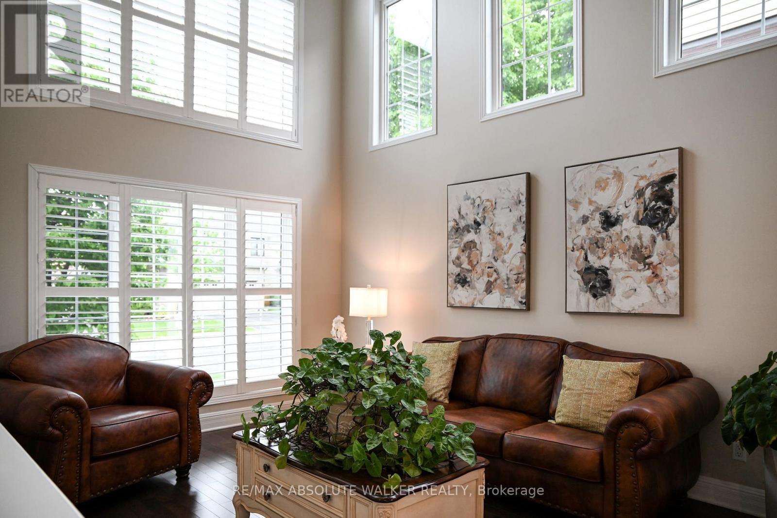 245 Lucinda Crescent, Ottawa, Ontario  K1W 0A1 - Photo 6 - X13182846