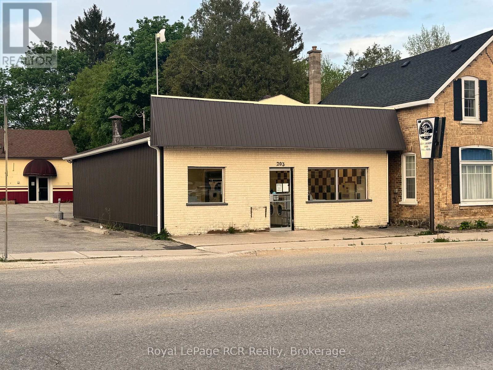 203 GARAFRAXA STREET S, west grey, Ontario