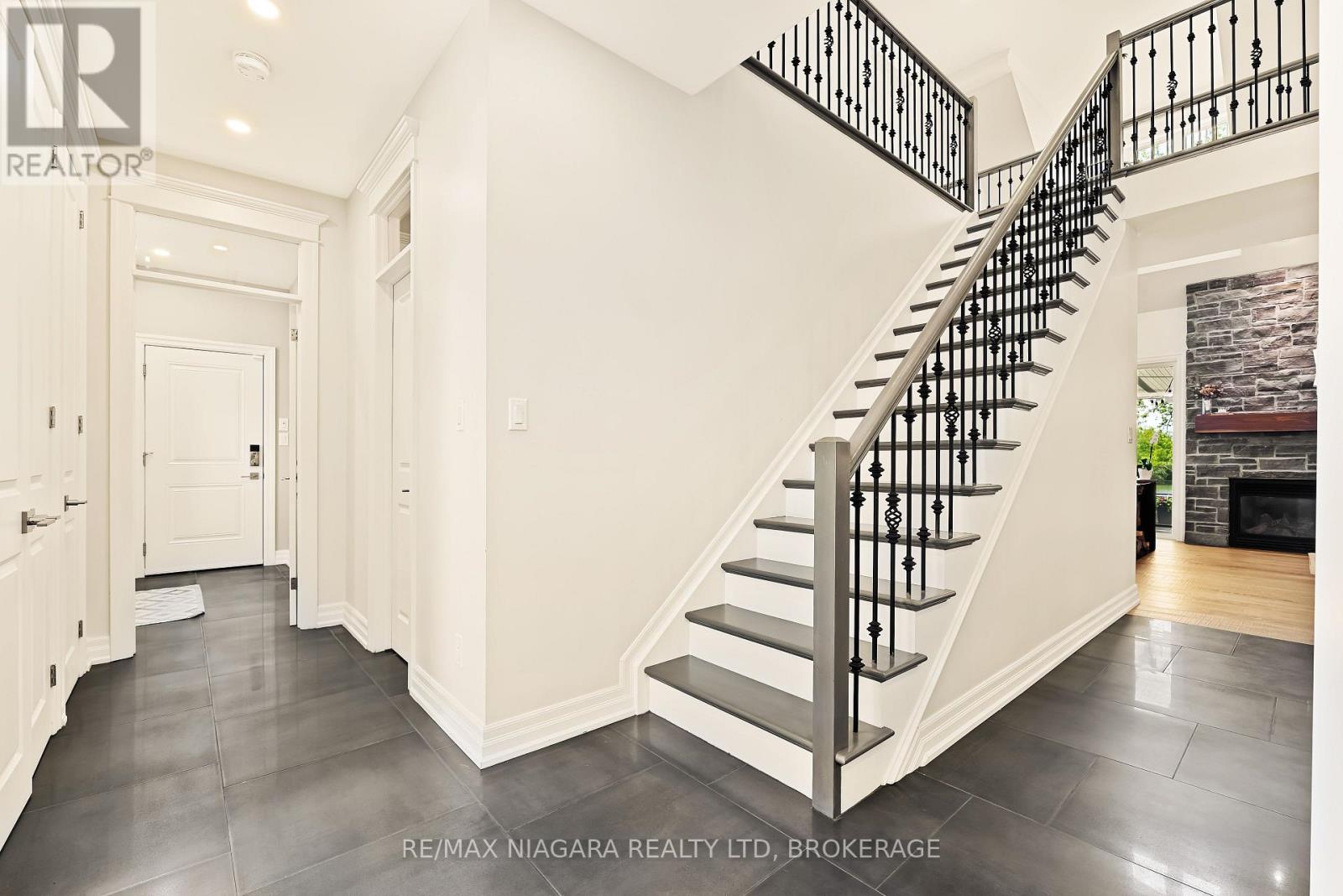 1448 Four Mile Creek Road, Niagara-On-The-Lake, Ontario  L0S 1J0 - Photo 6 - X13182658