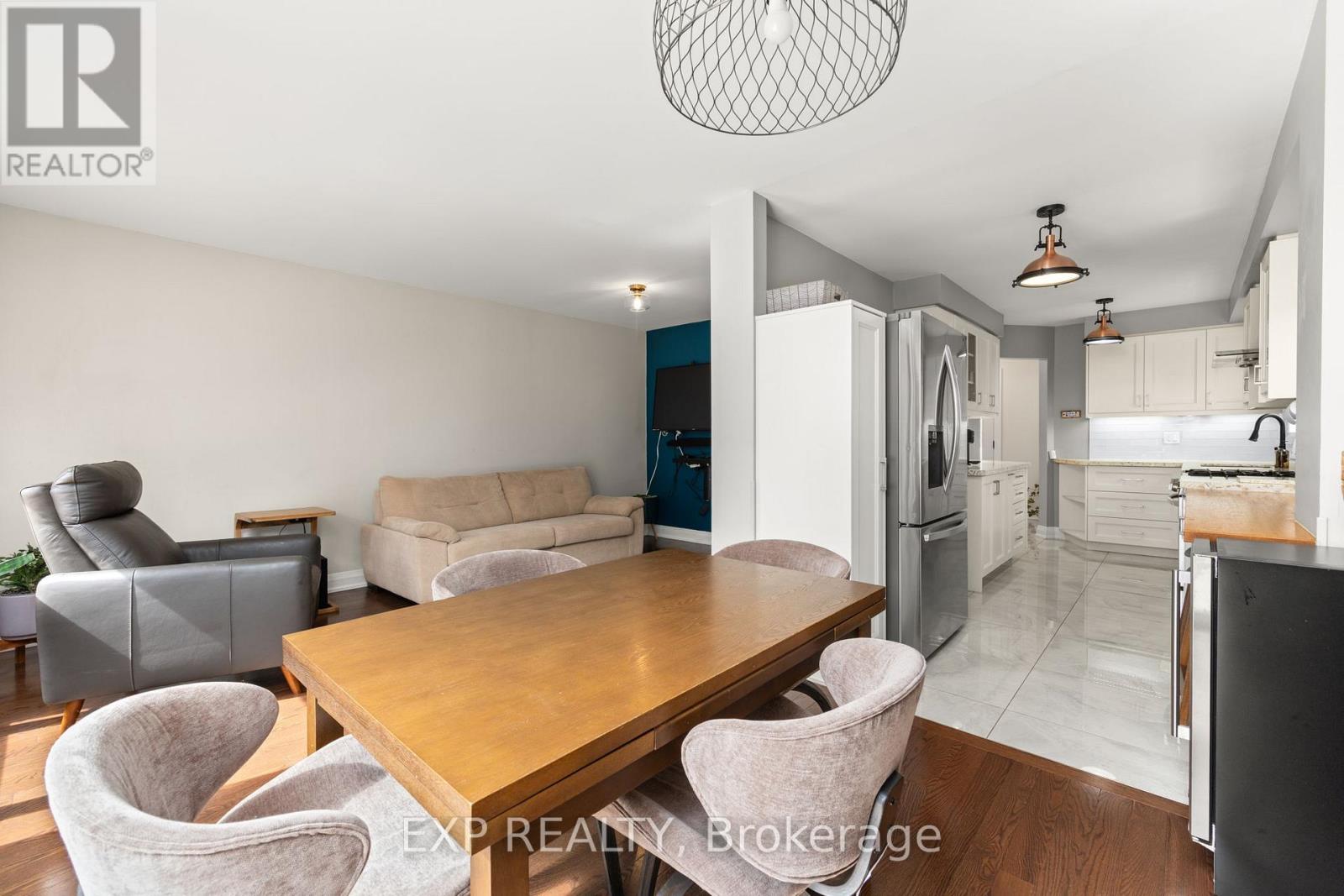 224 Timberlane Drive, Brampton, Ontario  L6Y 4V6 - Photo 9 - W13009702