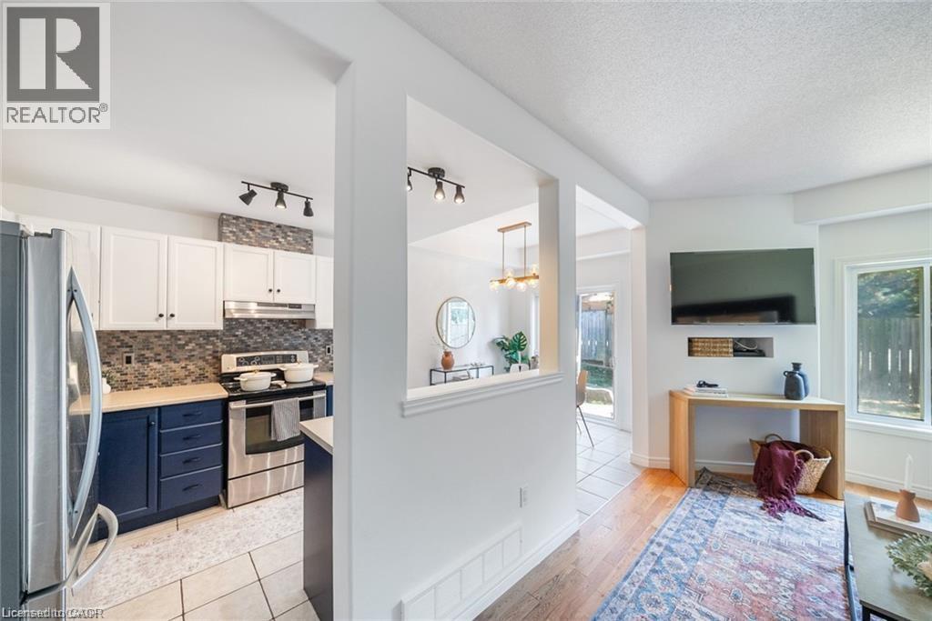 10 Liddycoat Lane Unit# 4, Hamilton, Ontario  L9G 0A7 - Photo 17 - 40823515