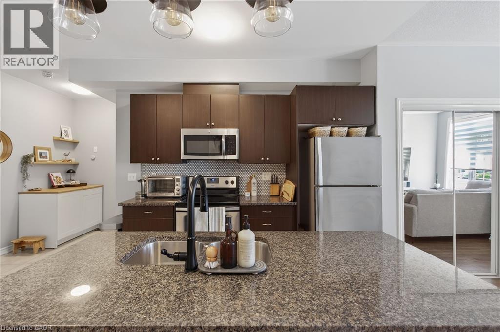 54 Nisbet Boulevard Unit# 33, Waterdown, Ontario  L8B 0Y3 - Photo 15 - 40831125