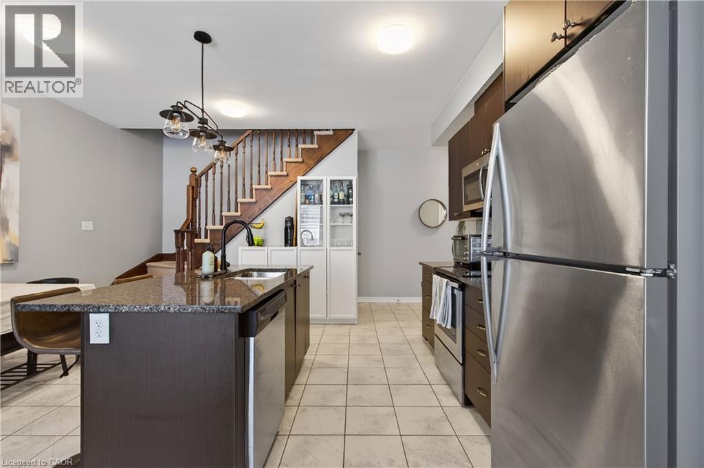 54 Nisbet Boulevard Unit# 33, Waterdown, Ontario  L8B 0Y3 - Photo 18 - 40831125