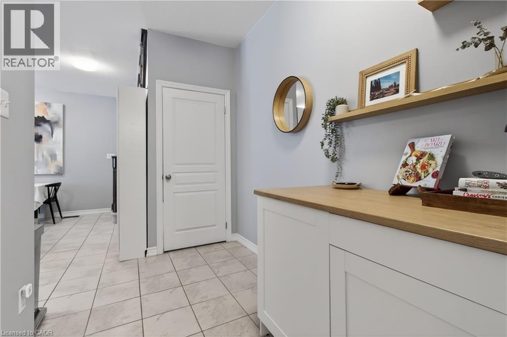 54 Nisbet Boulevard Unit# 33, Waterdown, Ontario  L8B 0Y3 - Photo 27 - 40831125