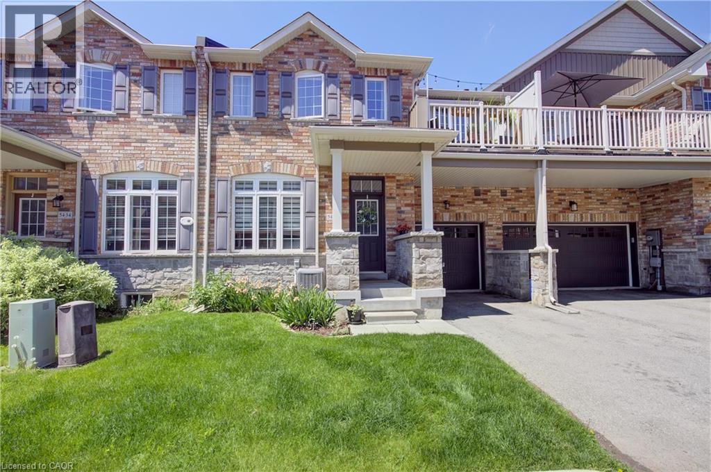 54 Nisbet Boulevard Unit# 33, Waterdown, Ontario  L8B 0Y3 - Photo 3 - 40831125