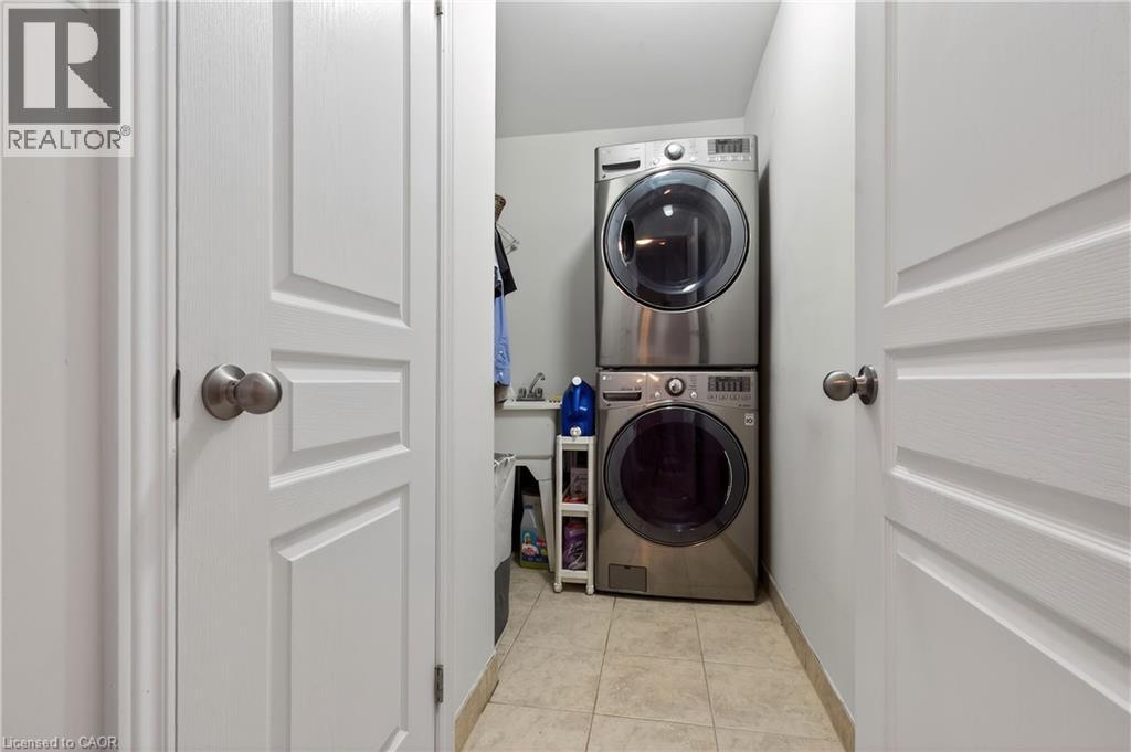 54 Nisbet Boulevard Unit# 33, Waterdown, Ontario  L8B 0Y3 - Photo 41 - 40831125