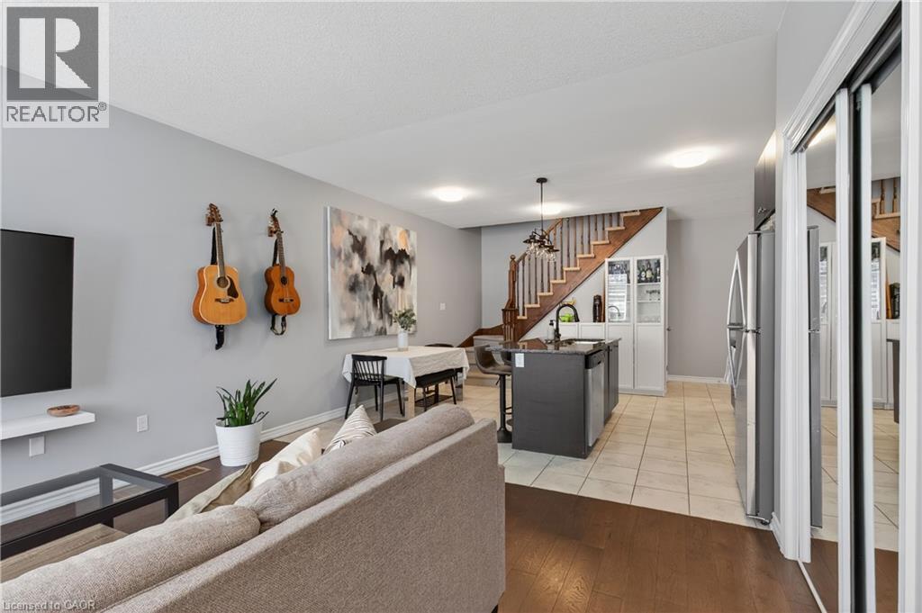 54 Nisbet Boulevard Unit# 33, Waterdown, Ontario  L8B 0Y3 - Photo 5 - 40831125