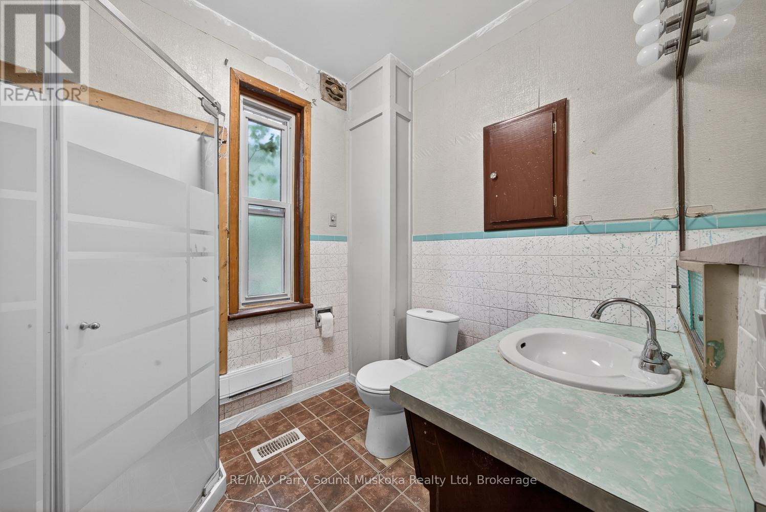 124 Gibson Street, Parry Sound, Ontario  P2A 1X7 - Photo 29 - X13182680