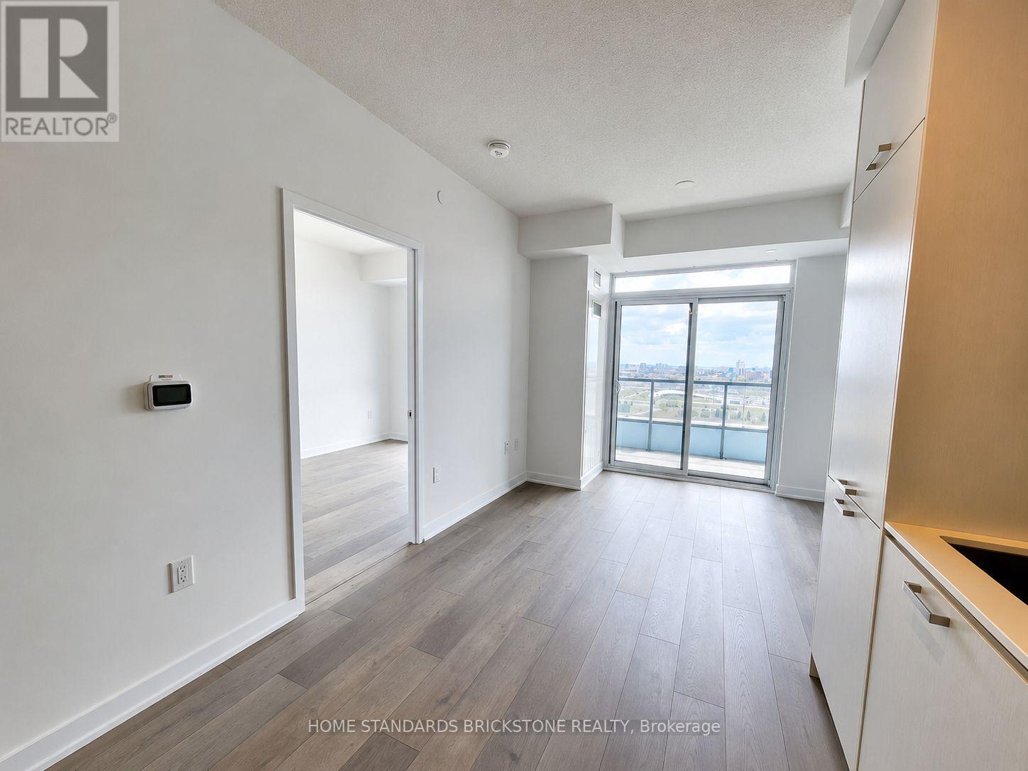2007 - 38 Honeycrisp Crescent, Vaughan, Ontario  L4K 0M8 - Photo 4 - N13182834