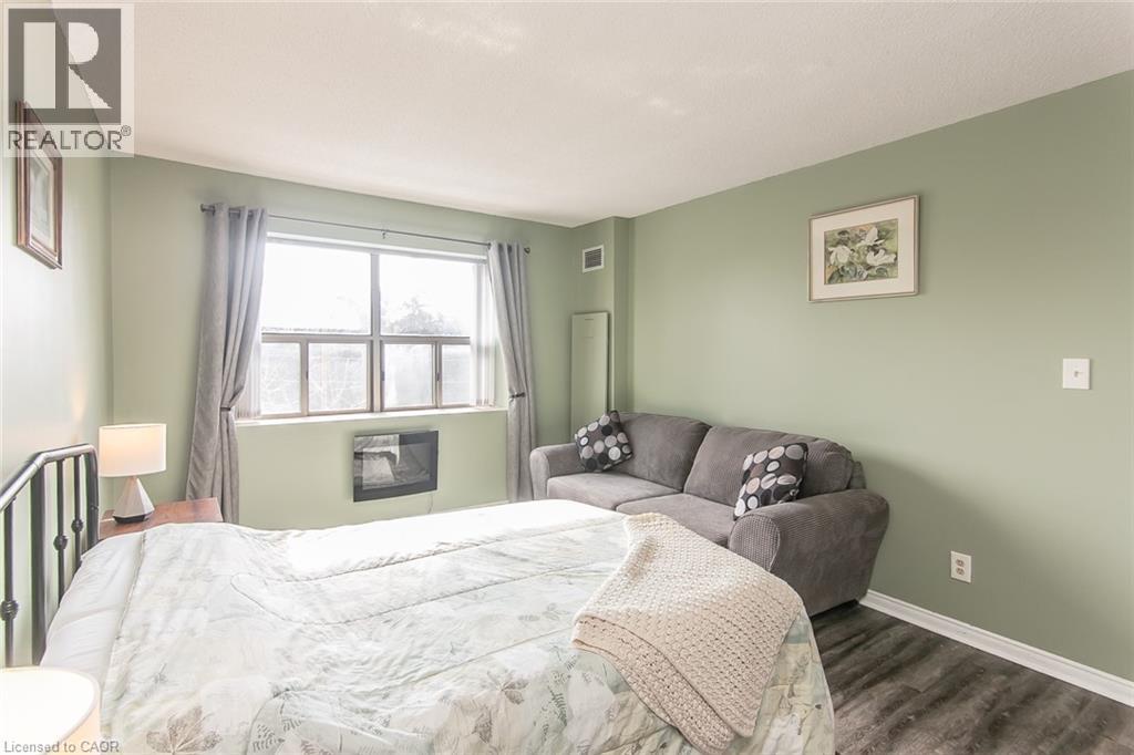 300 Keats Way Unit# 402, Waterloo, Ontario N2L 6E6 - Photo 11 - 40812006