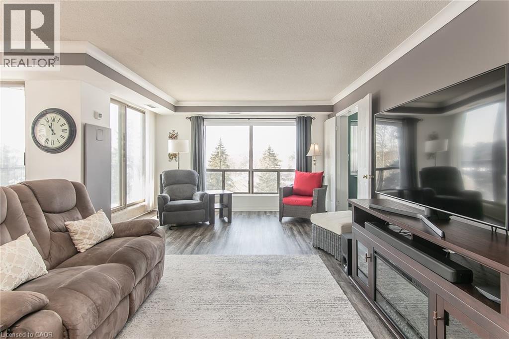 300 Keats Way Unit# 402, Waterloo, Ontario N2L 6E6 - Photo 35 - 40812006