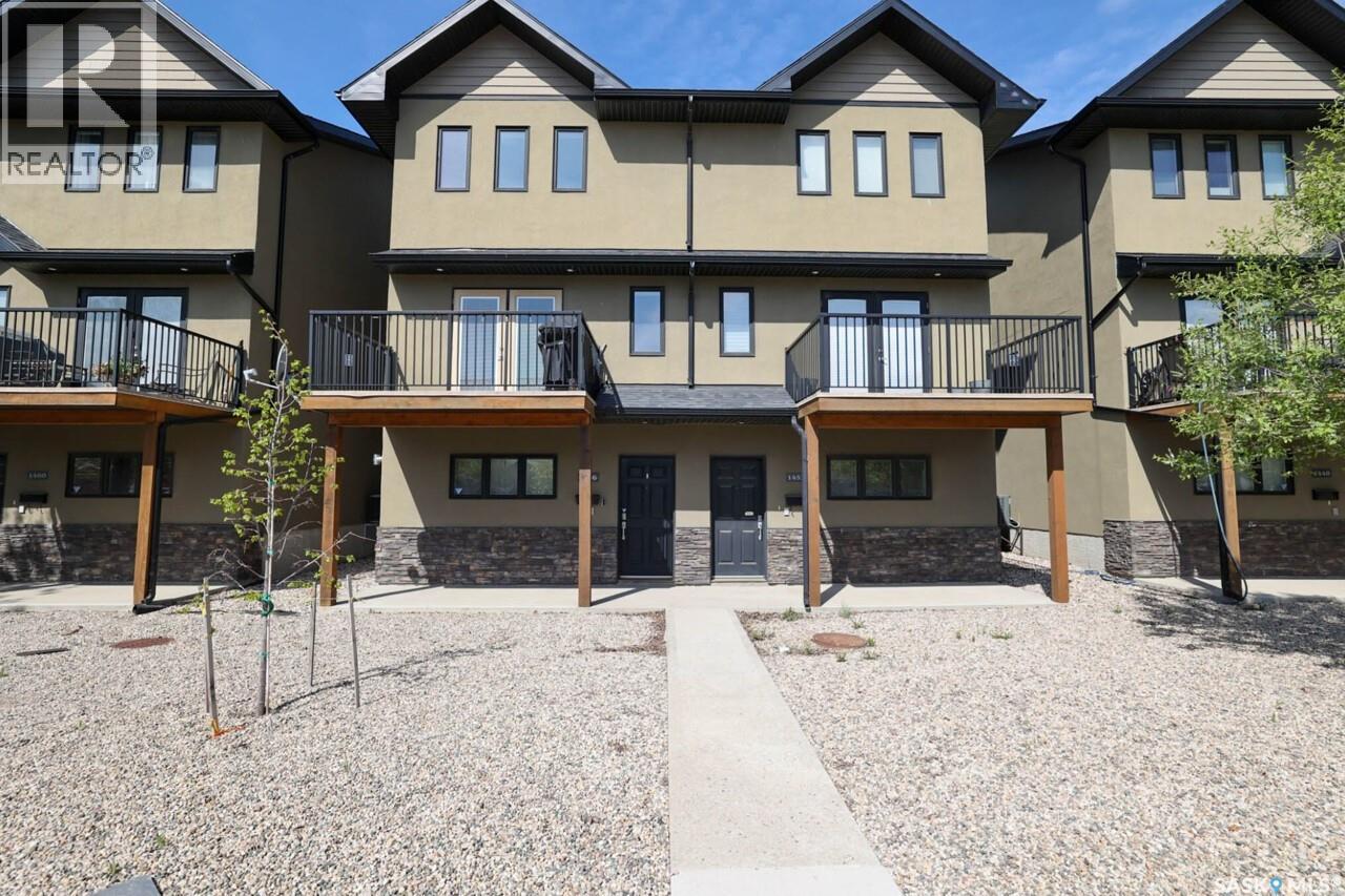 1456 Mccarthy Boulevard, Regina, Saskatchewan  S4T 1A4 - Photo 2 - SK037103