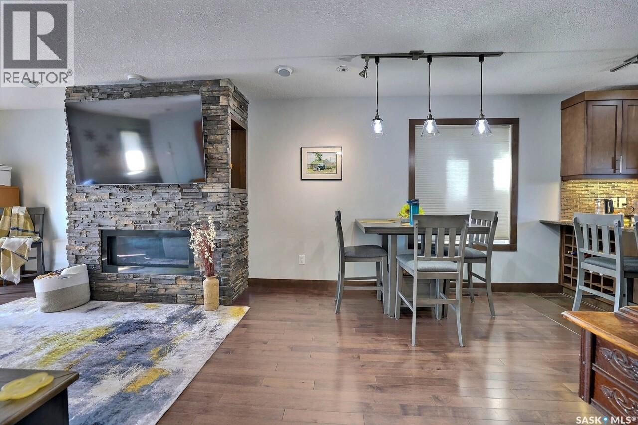 1456 Mccarthy Boulevard, Regina, Saskatchewan  S4T 1A4 - Photo 3 - SK037103