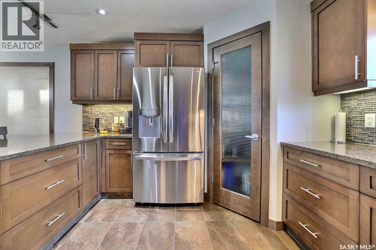 1456 Mccarthy Boulevard, Regina, Saskatchewan  S4T 1A4 - Photo 8 - SK037103
