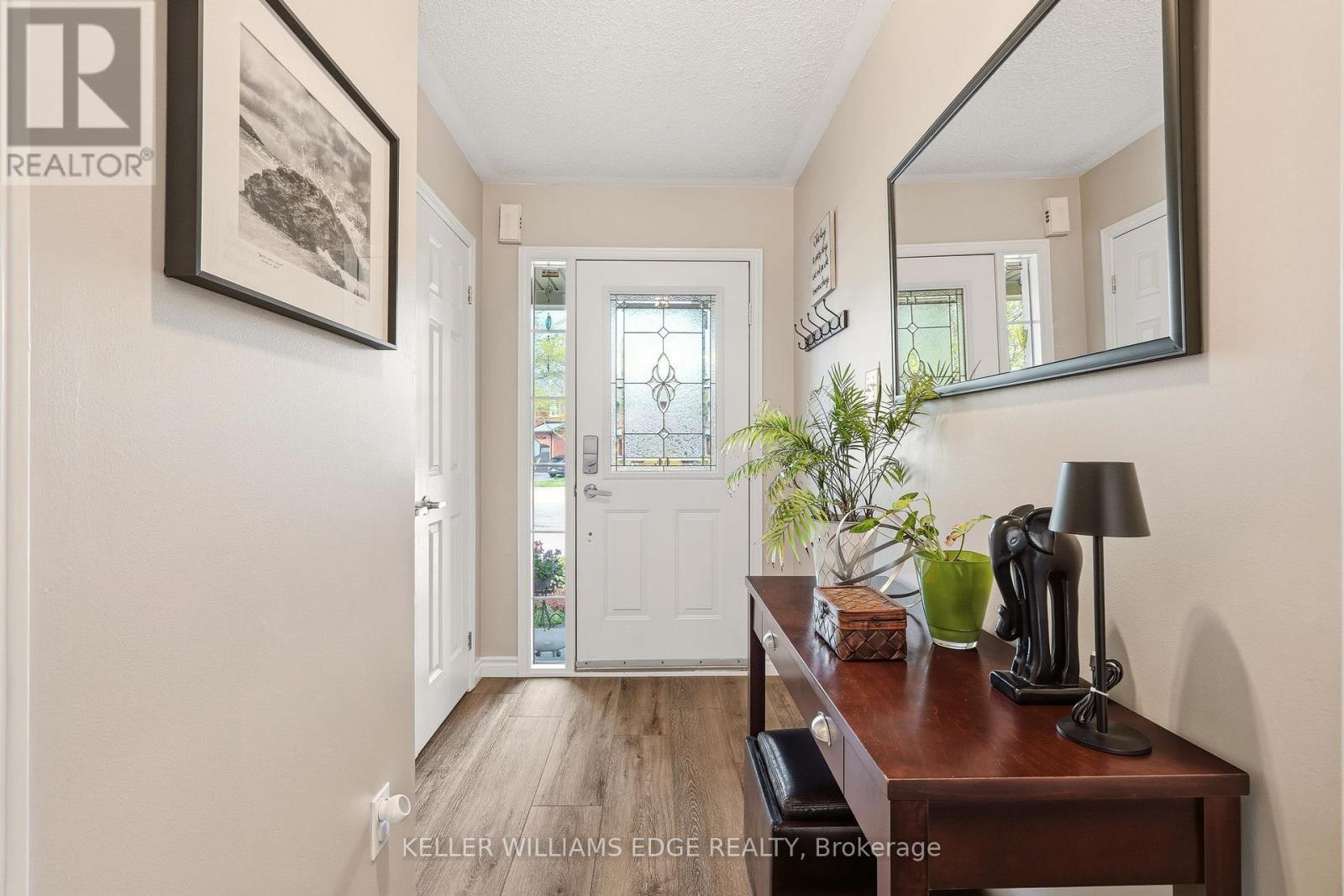 5114 Tree Court, Burlington, Ontario  L7L 6K3 - Photo 4 - W13182730