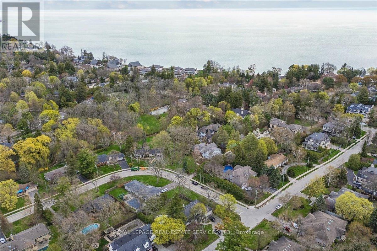 151 Wedgewood Drive, Oakville, Ontario  L6J 4R6 - Photo 35 - W13068900