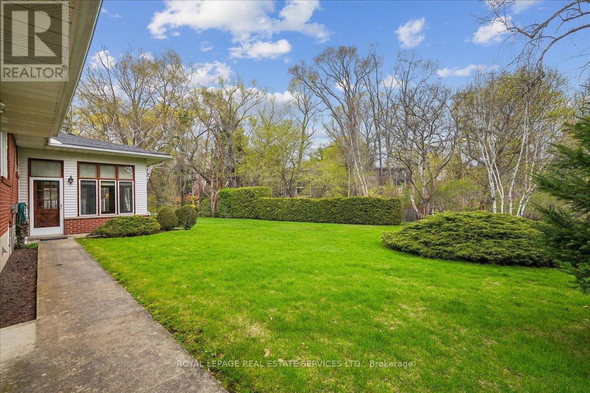 151 Wedgewood Drive, Oakville, Ontario  L6J 4R6 - Photo 22 - W13068900