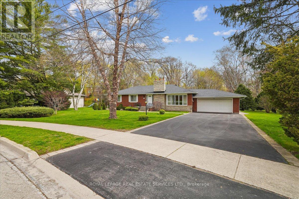 151 Wedgewood Drive, Oakville, Ontario  L6J 4R6 - Photo 6 - W13068900