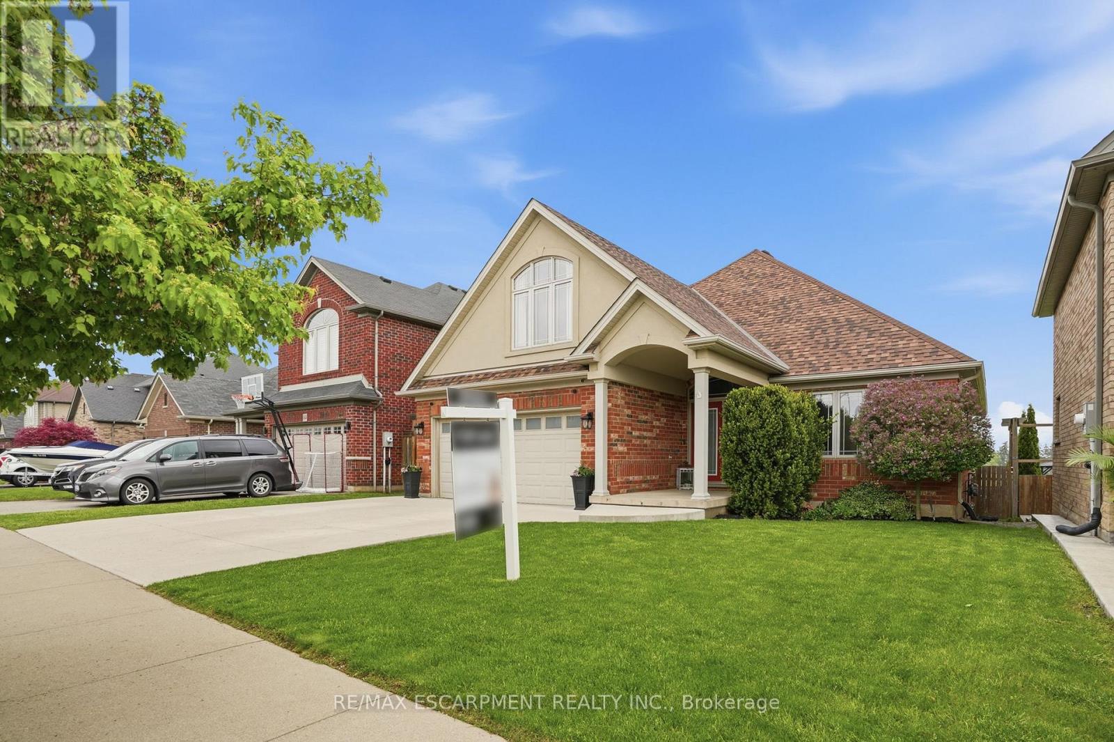 160 Festival Way, Hamilton, Ontario  L0R 1C0 - Photo 2 - X13143076