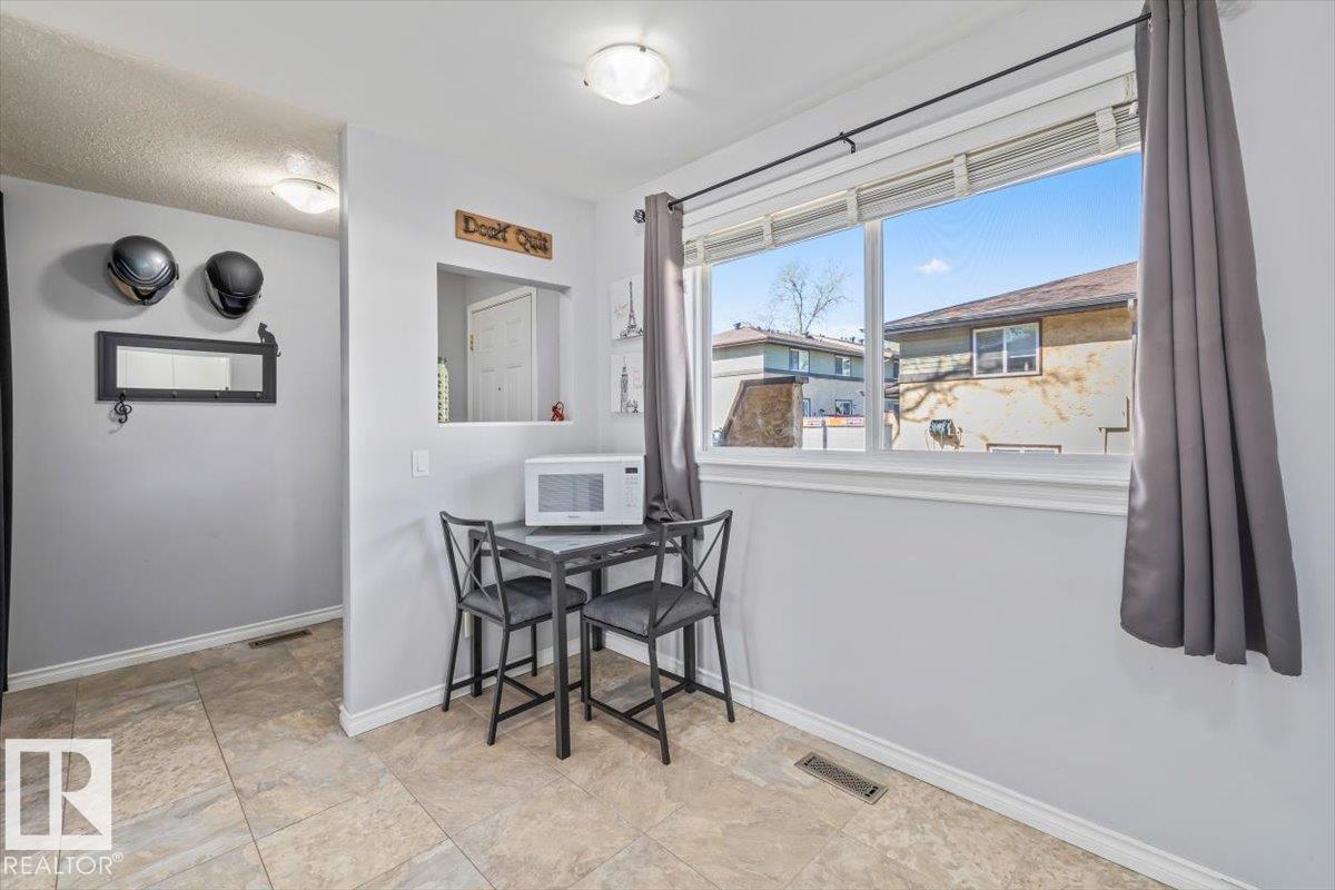 260 Woodbridge Wy, Sherwood Park, Alberta  T8A 3Y3 - Photo 5 - E4490123