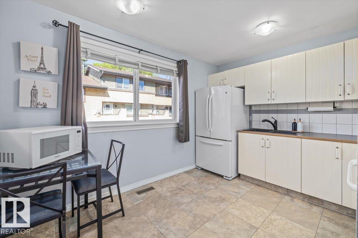 260 Woodbridge Wy, Sherwood Park, Alberta  T8A 3Y3 - Photo 3 - E4490123